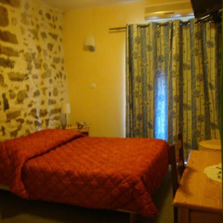 Hotel Le Bilboquet Le Puy-en-Velay Pokój zdjęcie